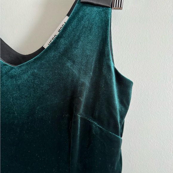 NEW Emerald green velvet mini dress XS - Picture 5 of 5